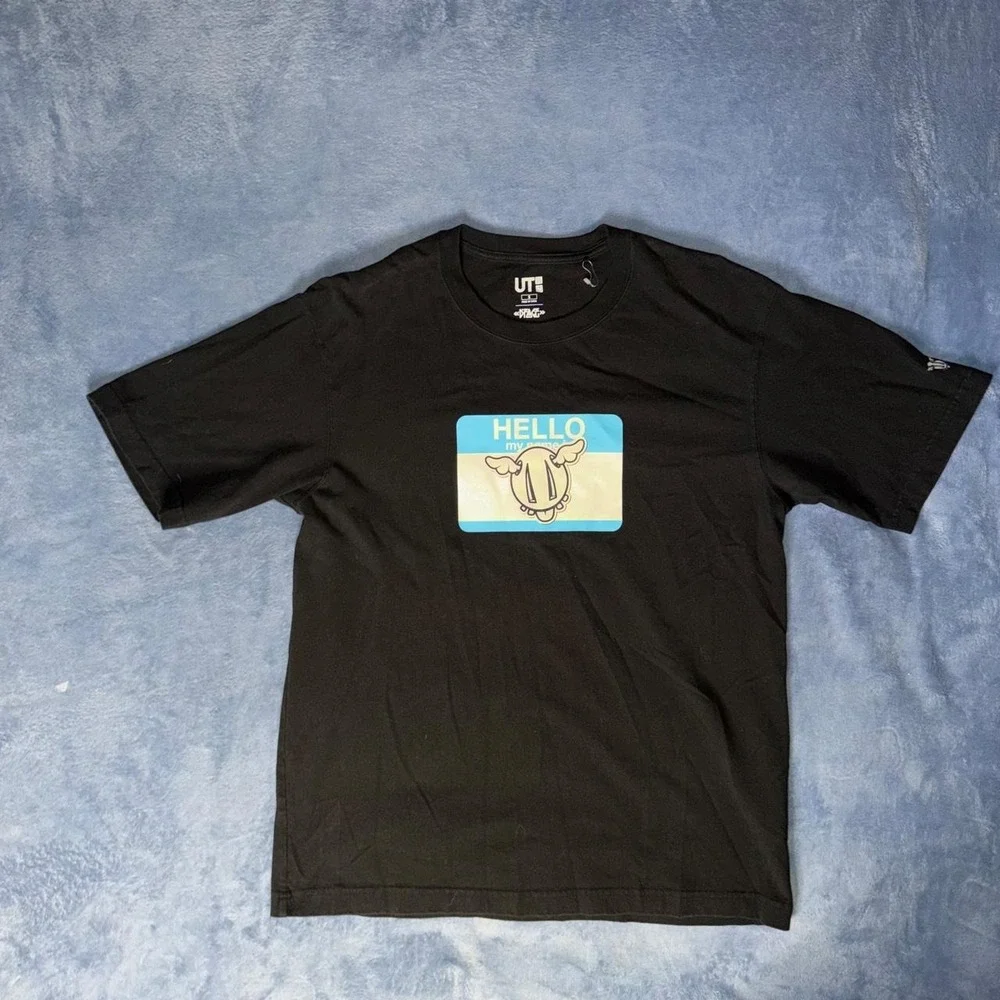 Black Uniqlo UT Hello my name is Yoda t-shirt